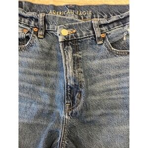 American Eagle Curvy 90s Straight Jeans‎ Medium Wash Distressed Women's